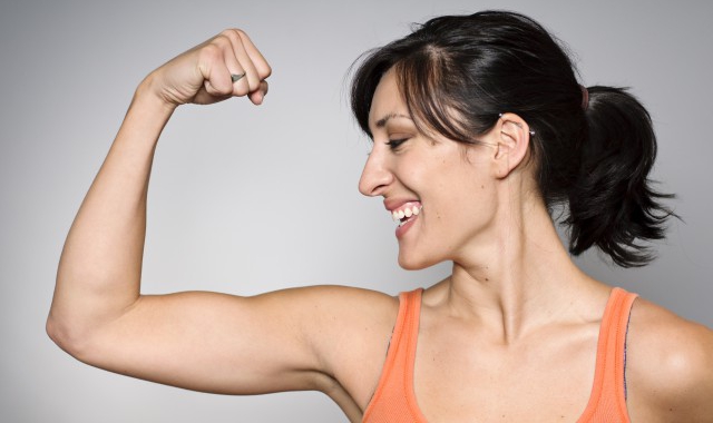 手臂肌肉怎么瘦 让手臂肌肉消减变瘦的小技巧